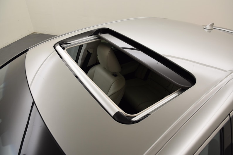 Vehicle image LEXUS ES