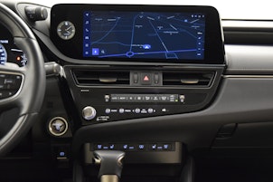 Vehicle image LEXUS ES 300h Excellence