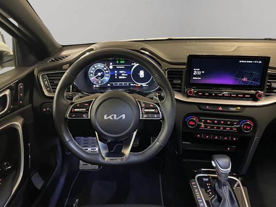 Vehicle image 9 Vehicle image 9