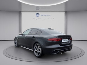 Vehicle image JAGUAR XE 2.0 T 300 Sport AWD mit Anhängerkupplung