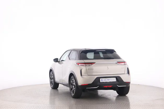 DS Automobiles 3 Crossback E-Tense So Chic