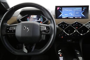 Vehicle image DS AUTOMOBILES DS3 Crossback E-Tense So Chic