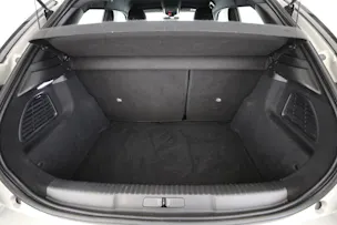 DS Automobiles 3 Crossback E-Tense So Chic