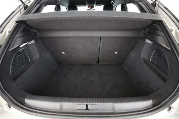 DS Automobiles 3 Crossback E-Tense So Chic