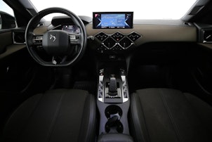 Vehicle image DS AUTOMOBILES DS3 Crossback E-Tense So Chic