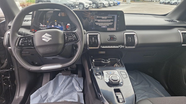 Vehicle image 8 Vehicle image 8