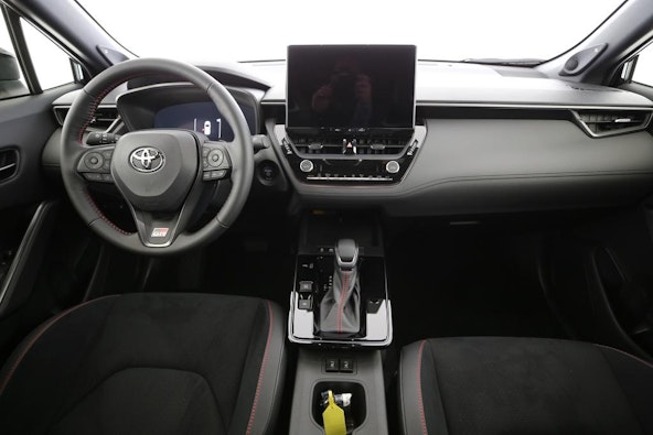 Vehicle image 8 Vehicle image 8