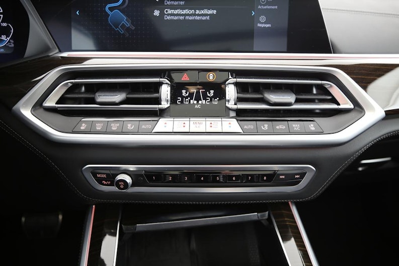 Vehicle image BMW X5