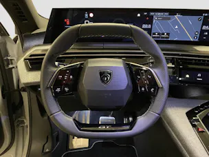 Peugeot 5008 1.2 Hybrid GT