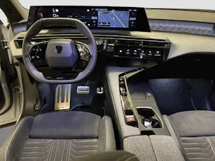 Peugeot 5008 1.2 Hybrid GT