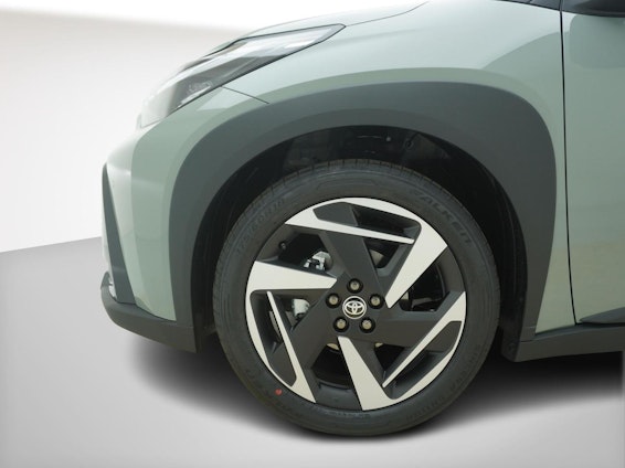 Vehicle image 5 Vehicle image 5