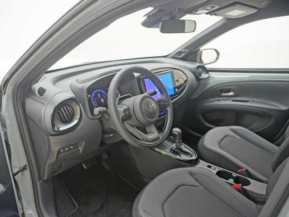 Vehicle image 7 Vehicle image 7