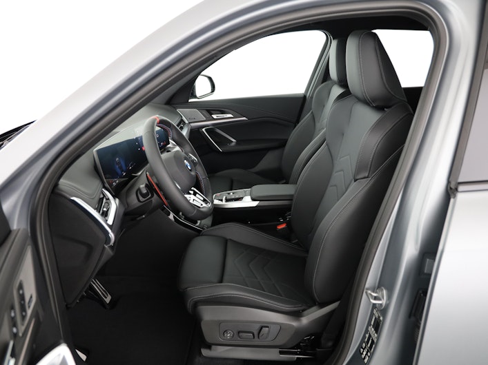 Vehicle image BMW X1