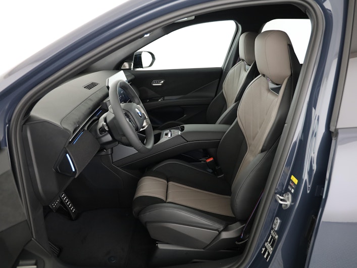 Fahrzeugbild BMW iX3