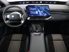 Fahrzeugbild BMW iX3 50 xDrive