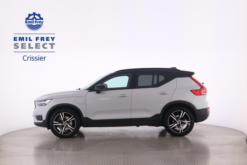 Vehicle image VOLVO XC40
