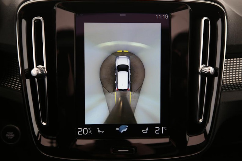 Vehicle image VOLVO XC40