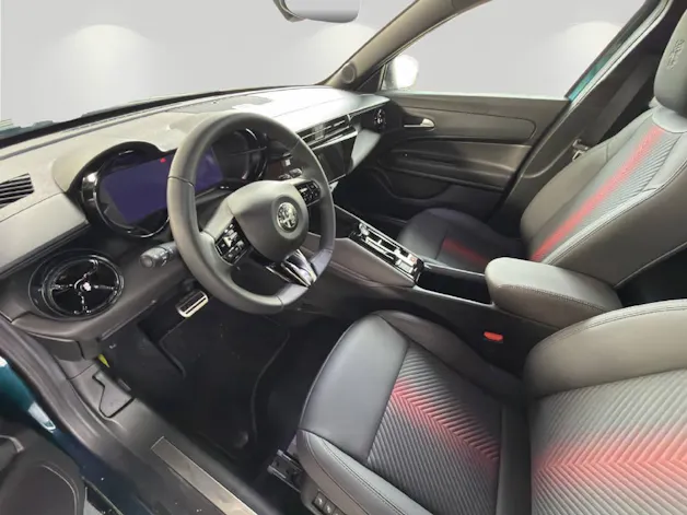 Alfa Romeo Junior 1.2 Ibrida AWD