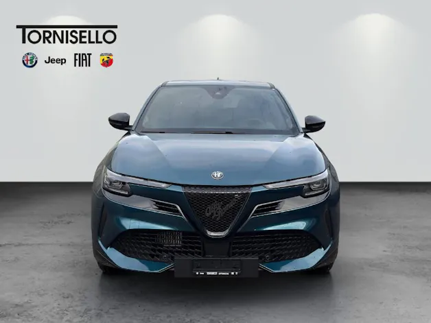 Alfa Romeo Junior 1.2 Ibrida AWD