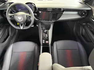Alfa Romeo Junior 1.2 Ibrida AWD