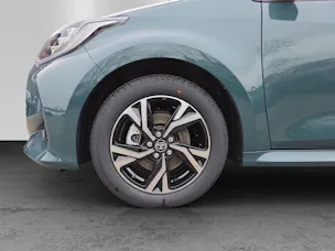 Toyota Yaris 1.5 VVT-i HSD Trend