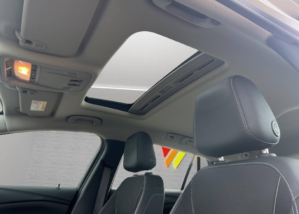 Vehicle image 12 Vehicle image 12