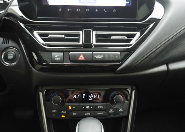 Vehicle image 15 Vehicle image 15