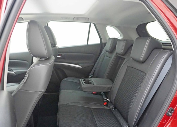 Vehicle image 17 Vehicle image 17