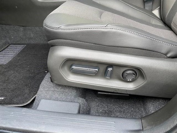 Vehicle image 15 Vehicle image 15