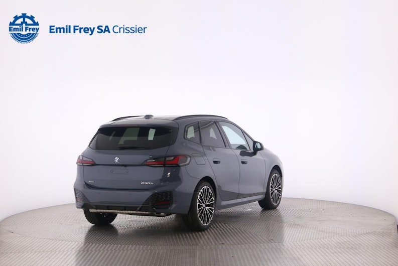 Vehicle image BMW 2 SERIES