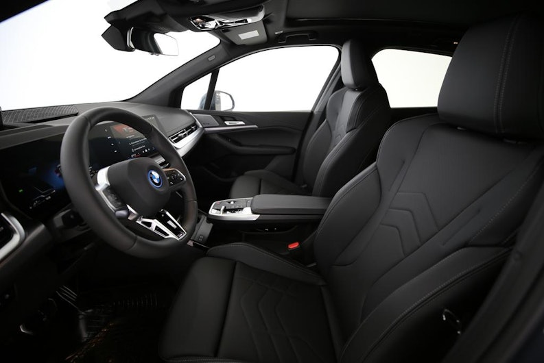 Vehicle image BMW 2 SERIES