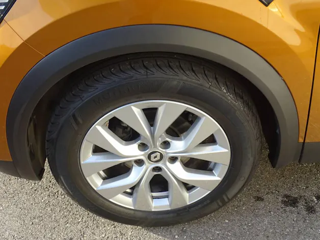Renault Captur 1.3 TCe 140 Intens EDC