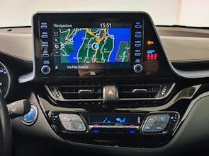 Vehicle image TOYOTA C-HR 1.8 VVTi HSD Trend