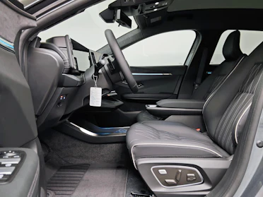 MITSUBISHI ECLIPSE CROSS 5