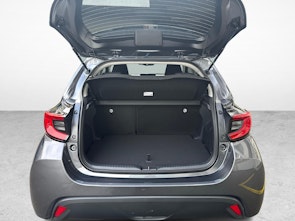 Vehicle image TOYOTA Yaris 1.5 VVT-i HSD Trend