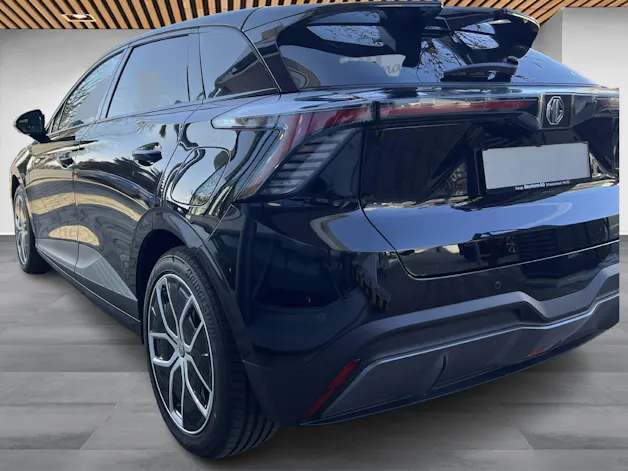 MG 4 64kWh Luxury