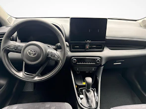 Fahrzeugbild TOYOTA Yaris 1.5 VVT-i HSD Trend