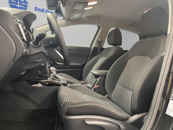 Vehicle image 6 Vehicle image 6