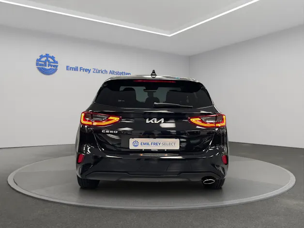 Kia Ceed 1.5 T-GDi MHEV Power
