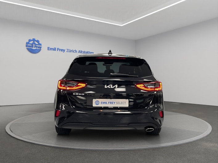 Vehicle image KIA CEED