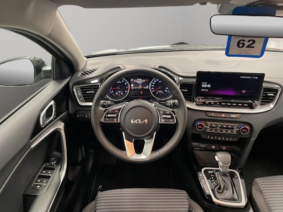 Vehicle image 9 Vehicle image 9