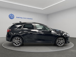 Vehicle image KIA Ceed 1.5 T-GDi MHEV Power