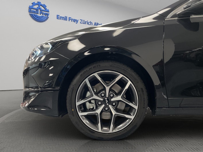 Vehicle image KIA CEED