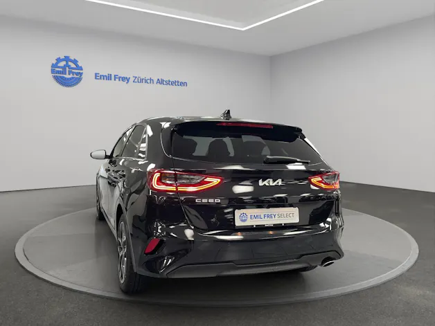 Kia Ceed 1.5 T-GDi MHEV Power