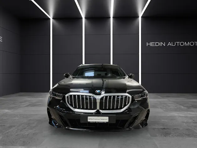 BMW 520d xDrive/Attraktiven Leasingzinssatz ab 1,9 % bei Abschluss einer BMW Fahrzeugversicherung.