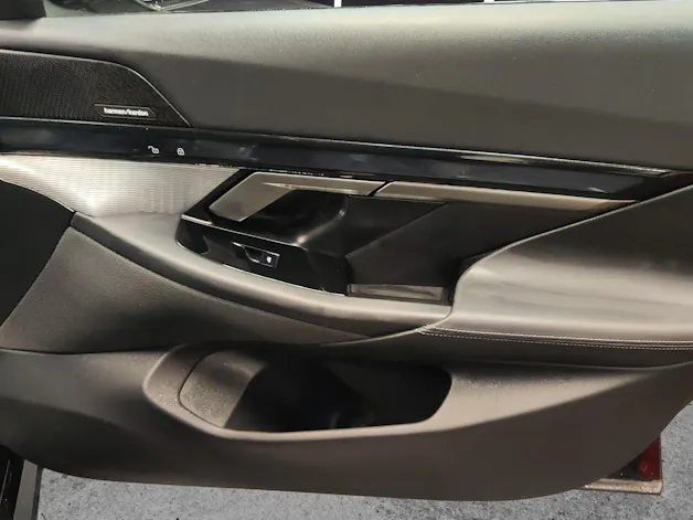 BMW 520d xDrive/Attraktiven Leasingzinssatz ab 1,9 % bei Abschluss einer BMW Fahrzeugversicherung.
