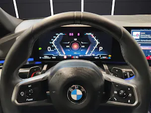 BMW 520d xDrive/Attraktiven Leasingzinssatz ab 1,9 % bei Abschluss einer BMW Fahrzeugversicherung.