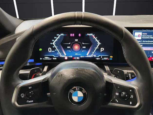 BMW 520d xDrive/Attraktiven Leasingzinssatz ab 1,9 % bei Abschluss einer BMW Fahrzeugversicherung.