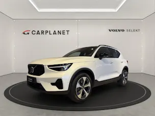 Volvo XC40 2.0 B3 MH Plus Dark