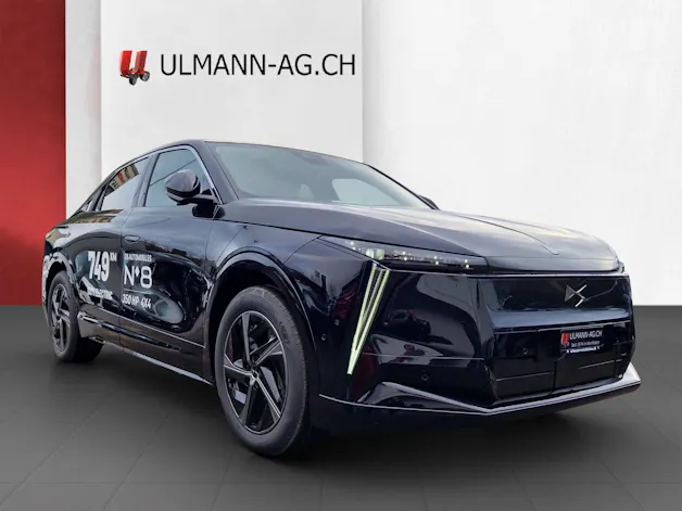 DS Automobiles No8 E-Tense Pallas
